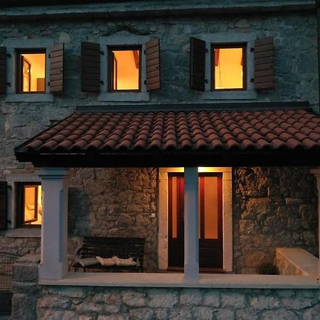Villa Fani With Jacuzzi Ичичи Экстерьер фото